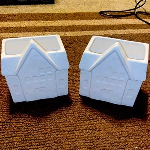 White House planters